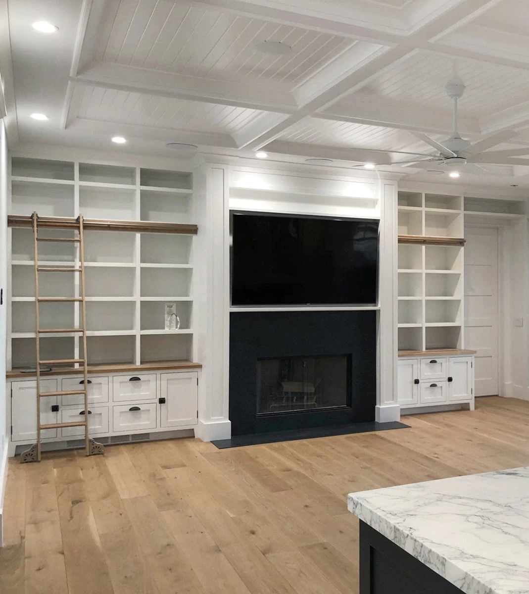 fox_living_room_storage-05-crop-1 fox_living_room_storage-05-crop-1