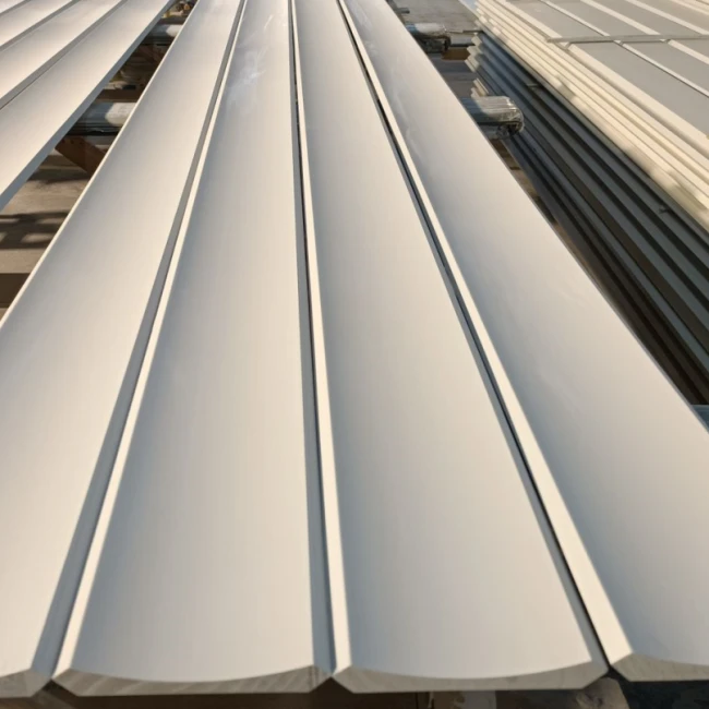 Big-league White Gesso Coated Wooden Crown Mouldings For Ceiling