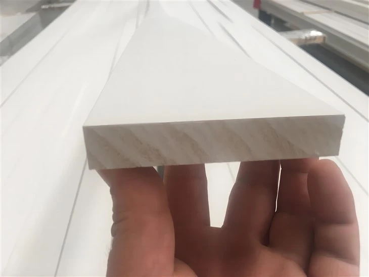 Грундирана плоскост FJ Pine S4S Square Trim Board